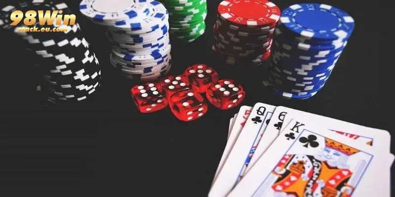 Tìm hiểu nền tảng của game phỏm tại 98WIN